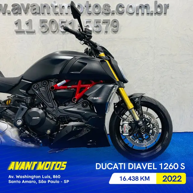 Carro Ducati Diavel 2022 1260S