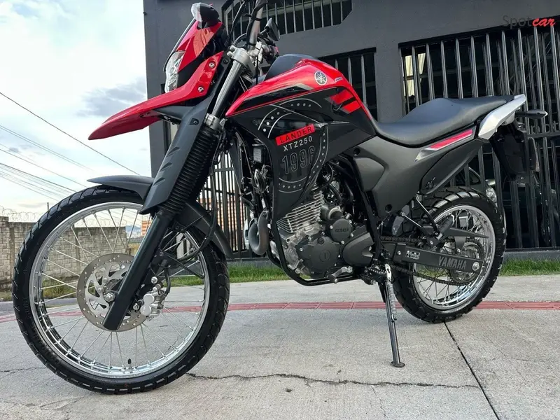 Yamaha XTZ 250 Lander ABS