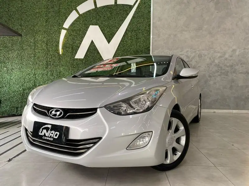 Hyundai Elantra GLS 2.0 Flex (Aut.)