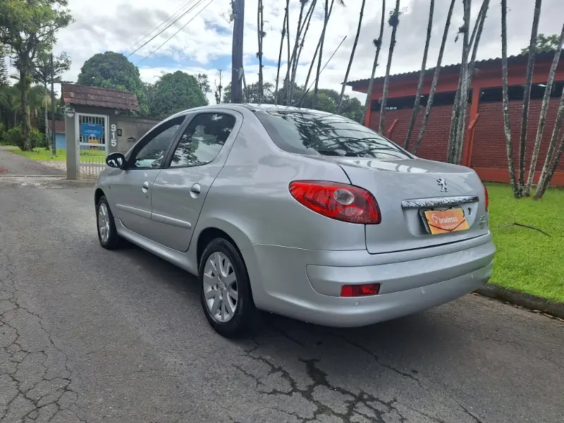 Peugeot 207 Sedan 207 Passion XS 1.6 16V (flex)