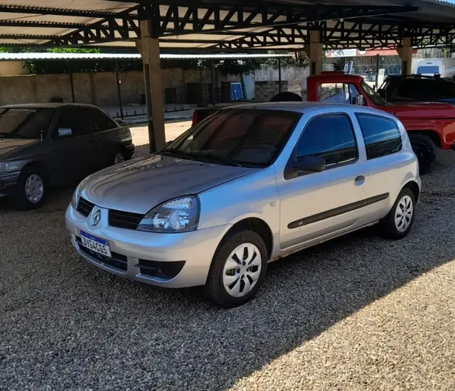 Carro Renault Clio 2007 Hatch. Authentique 1.0 8V