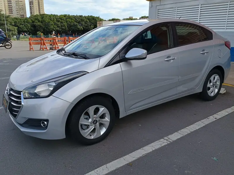 Hyundai 1.0 Comfort Style Turbo (Flex)