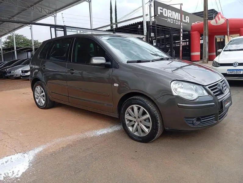 Volkswagen Polo Hatch. 1.6 8V E-Flex (Flex)