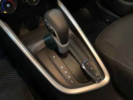 Onix Plus SEDAN Plus LTZ 1.0 12V TB Flex (Mec.)