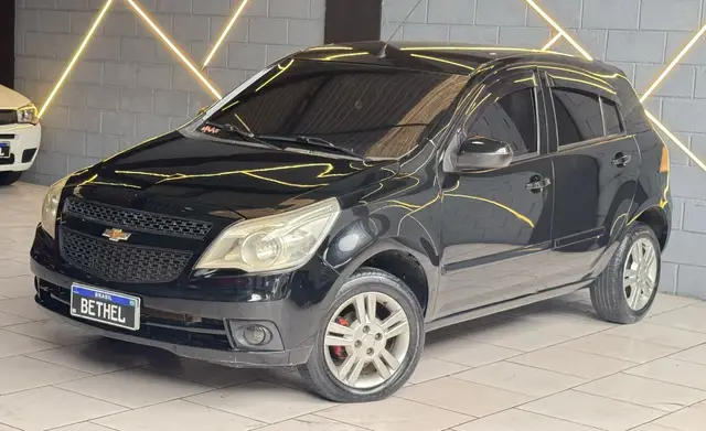 Carro Chevrolet Agile 2011 LTZ 1.4 8V (Flex)
