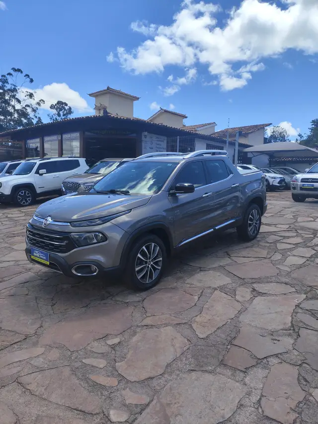 Carro Fiat Toro 2021 2.0 TDI Volcano Auto 4WD