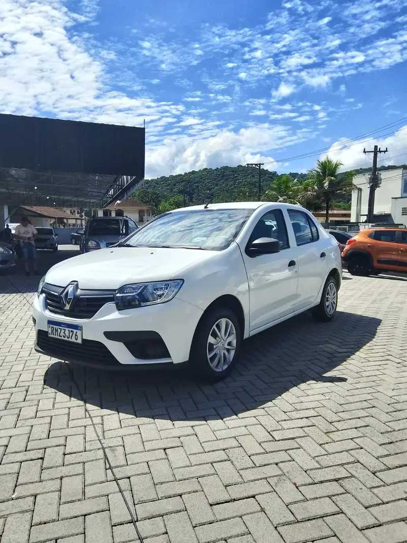 Renault Logan Life 1.0 12V SCe (Flex)