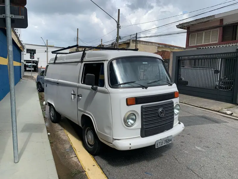 Volkswagen Kombi Furgão Kombi Furgao 1.4 (Flex)