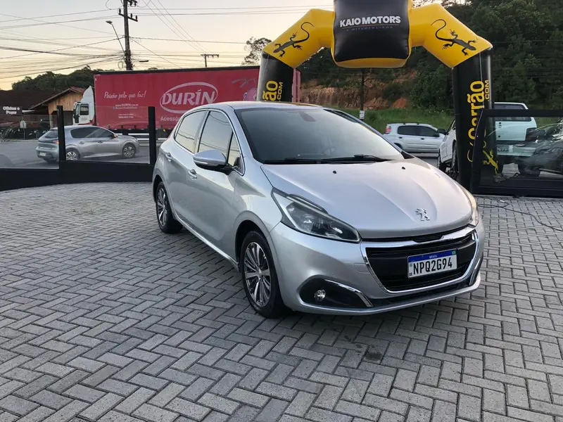 Peugeot 208 Griffe 1.6 16V (Flex) (Aut)