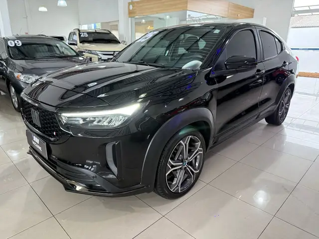 Carro Fiat Fastback 2025 Impetus