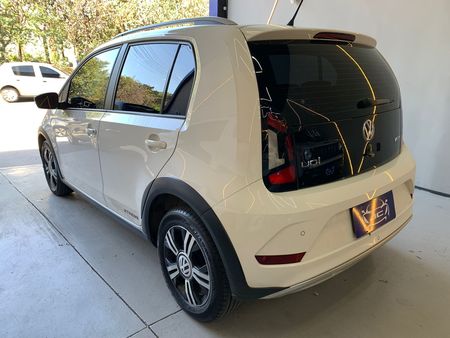 Up! 1.0 Xtreme 170 TSI (Flex)