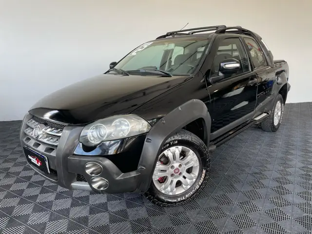 Carro Fiat Strada 2012 Adv.1.8 16V LOCKER Dualo. Flex CD