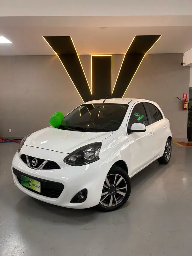Carro Nissan March 2019 1.6 16V SL CVT (Flex)