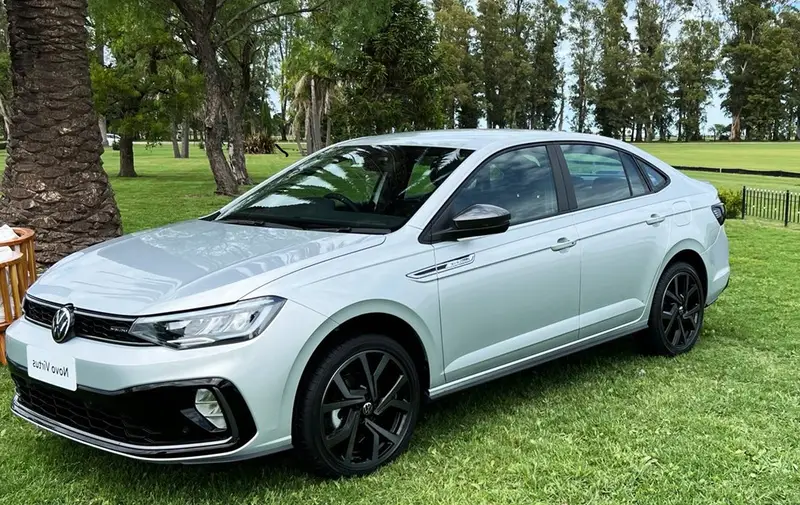 Volkswagen Virtus Comfortline 200 TSI