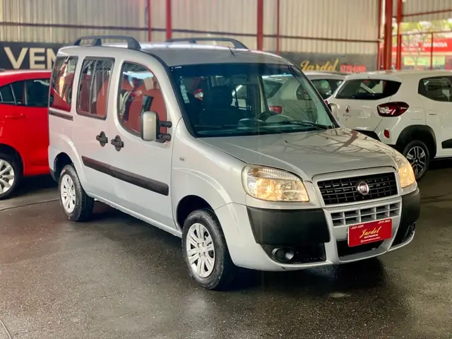 Carro Fiat Doblò 2012 ATTRACTIVE 1.4 Fire Flex 8V 5p