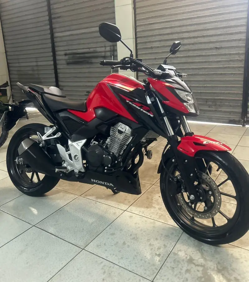 Honda CB 300F Twister (ABS)