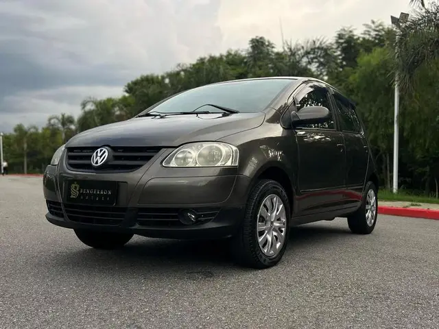 Carro Volkswagen Fox 2009 Plus 1.6 8V (Flex)