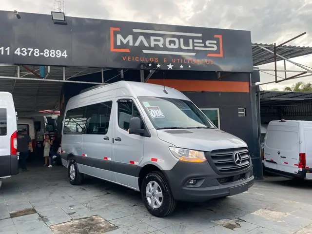 Carro Mercedes-Benz Sprinter 2025 417 VAN L.T.B 16L Diesel( E6)