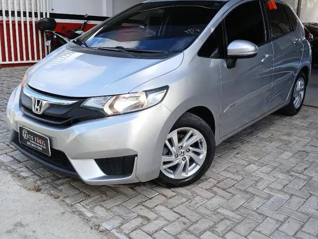 Carro Honda Fit 2015 1.5 16v LX (Flex)