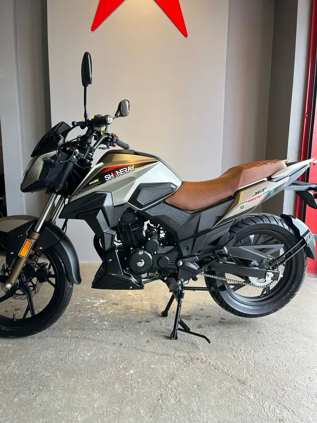 Carro Shineray JEF 150 2025 149 cc