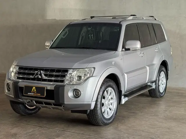 Carro Mitsubishi Pajero Full 2011 3.2 DI-D 5D HPE 4WD