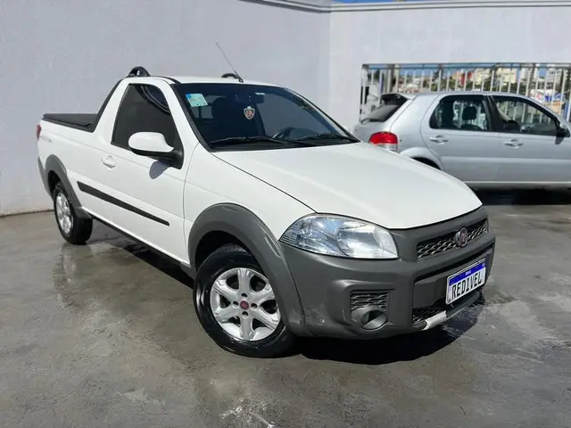 Carro Fiat Strada 2020 1.4 CS Freedom