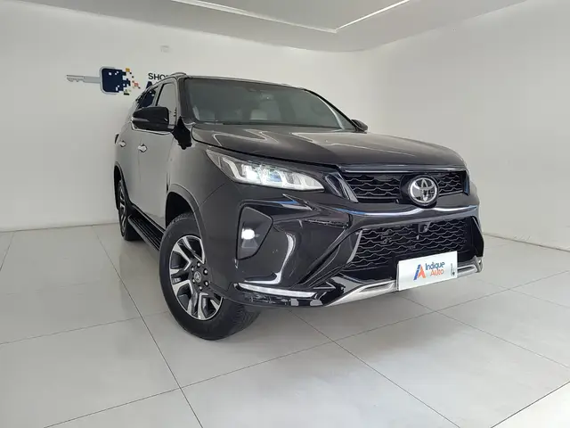 Carro Toyota SW4 2022 SRX 2.8 turbodiesel 5L 4x4 (Aut)