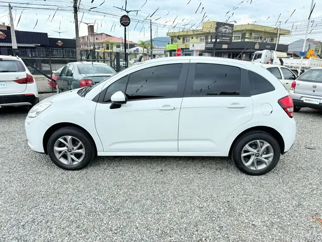 Carro Citroën C3 2018 Attraction 1.2 12V (Flex)