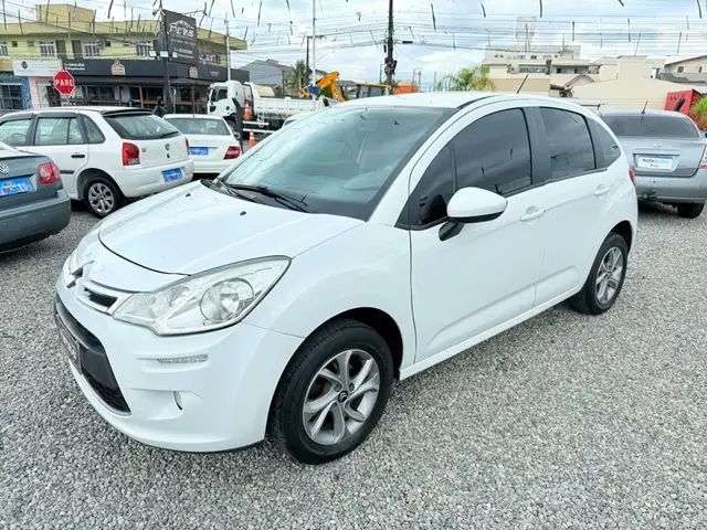 Carro Citroën C3 2018 Attraction 1.2 12V (Flex)
