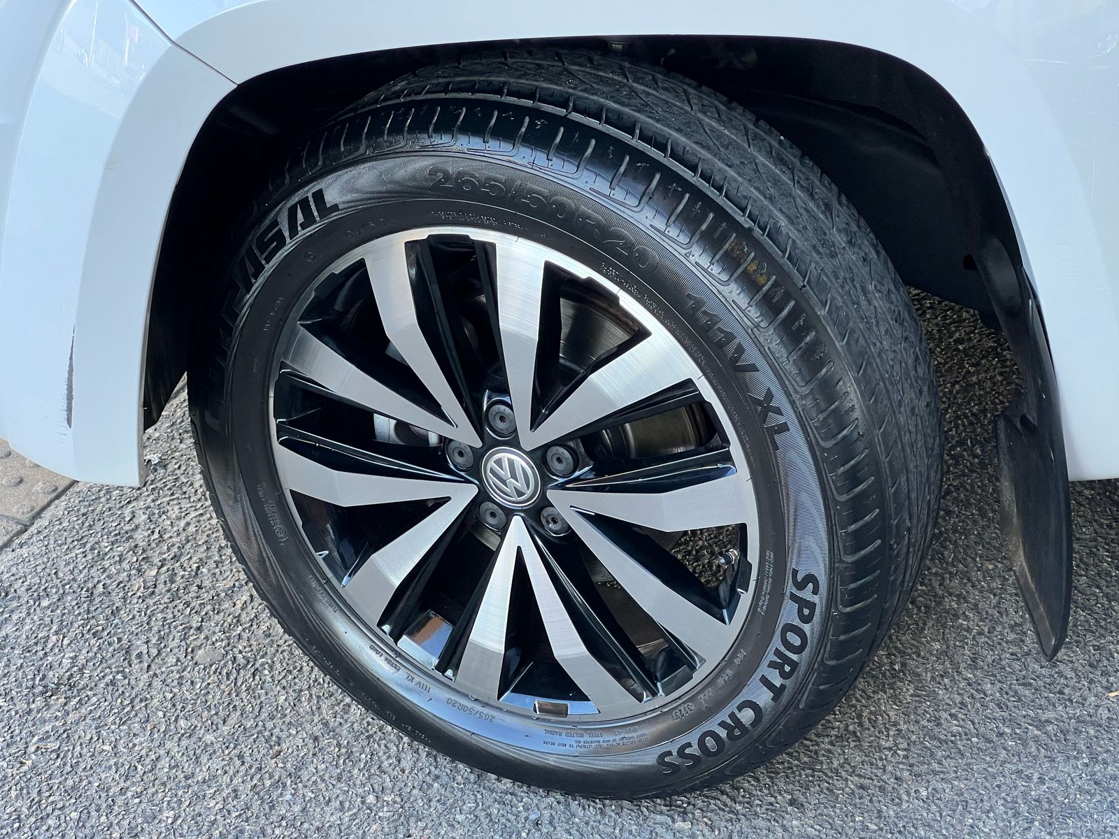 VOLKSWAGEN AMAROK