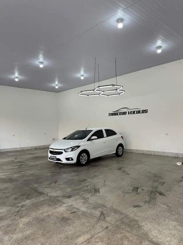 Carro Chevrolet Onix 2018 1.4 LT SPE/4