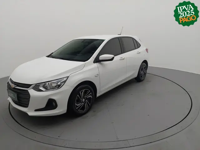 Carro Chevrolet Onix Plus 2024 LT 1.0