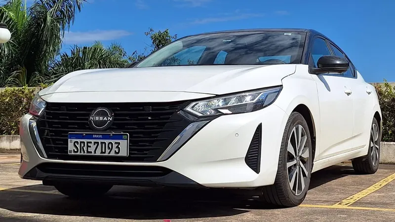 Nissan Sentra 2025: Versão Exclusive Premium em 45 fotos exclusivas
