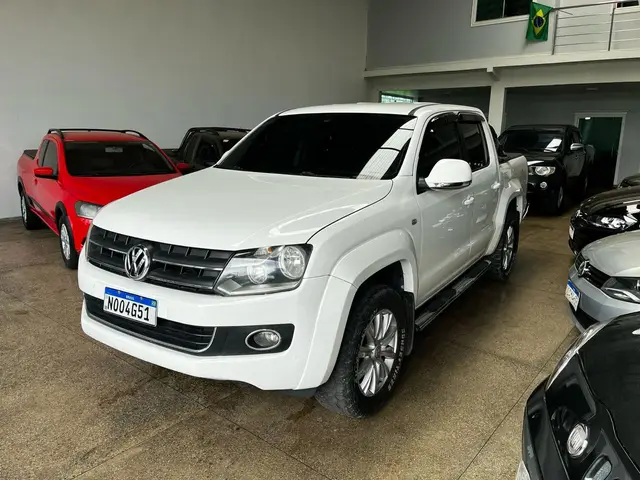Carro Volkswagen Amarok 2014 2.0 CD 4x4 TDi Highline (Aut)