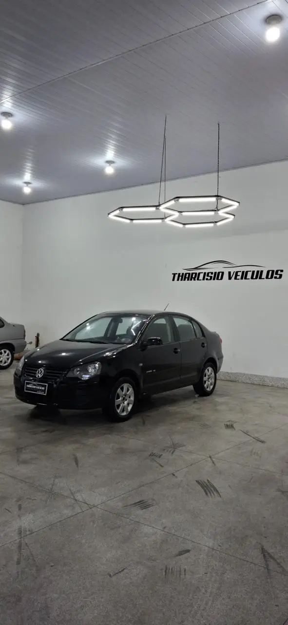 Carro Volkswagen Polo Sedan 2007 1.6 8V (Flex)