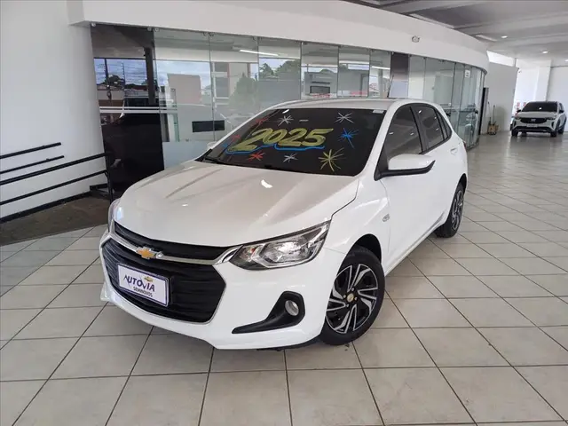 Carro Chevrolet Onix 2025 LT 1.0