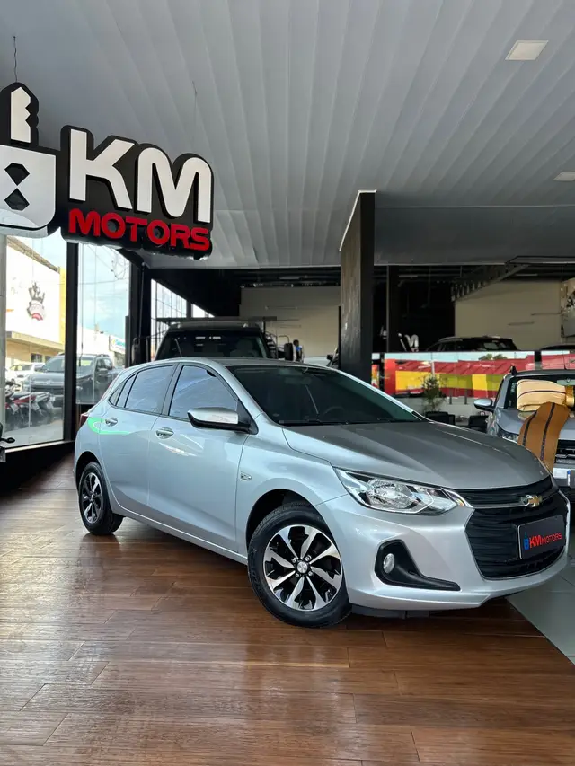 Carro Chevrolet Onix 2020 LTZ 1.0 Turbo (Flex)