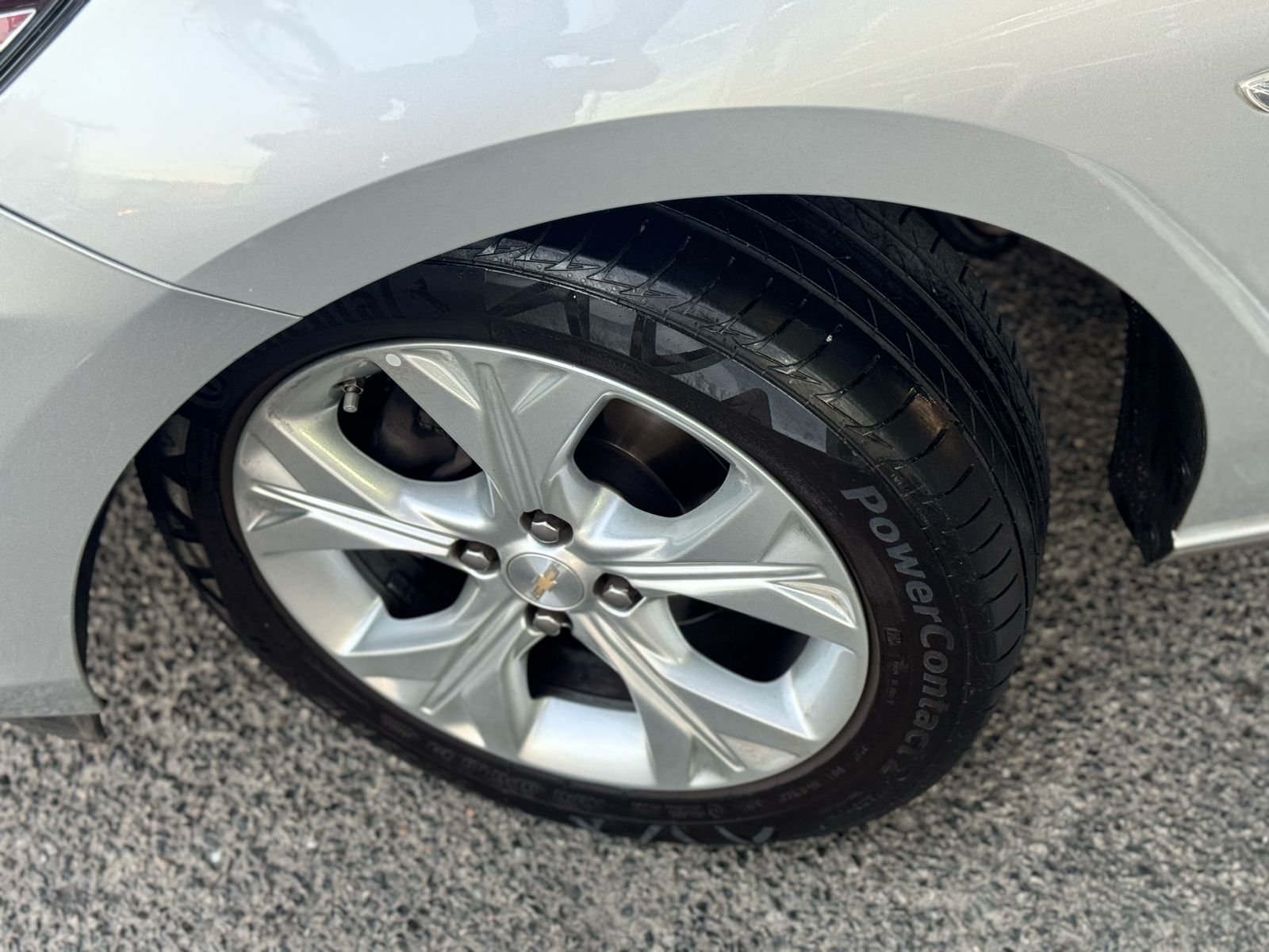 CHEVROLET Onix Plus