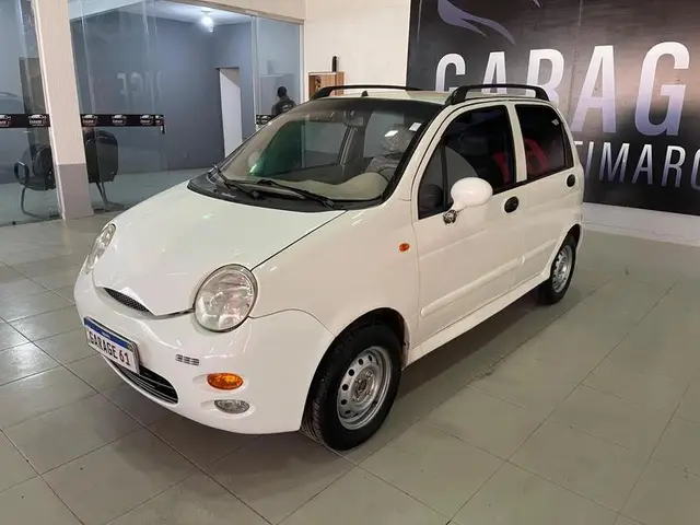 Carro CAOA Chery QQ 2014 1.1 16V
