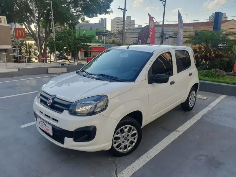 Fiat Uno Attractive 1.0