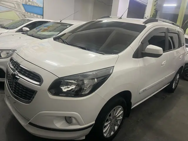 Carro Chevrolet Spin 2016 LT 5S 1.8 (Aut) (Flex)