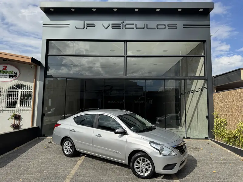 Nissan Versa 1.6 16V SV FlexStart CVT (Flex)