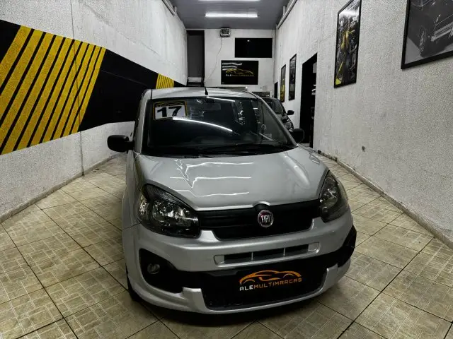 Carro Fiat Uno 2017 Attractive 1.0 (Flex) 4p