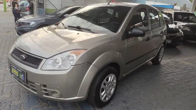 Carro Ford Fiesta Hatch 2008 1.0 (Flex)