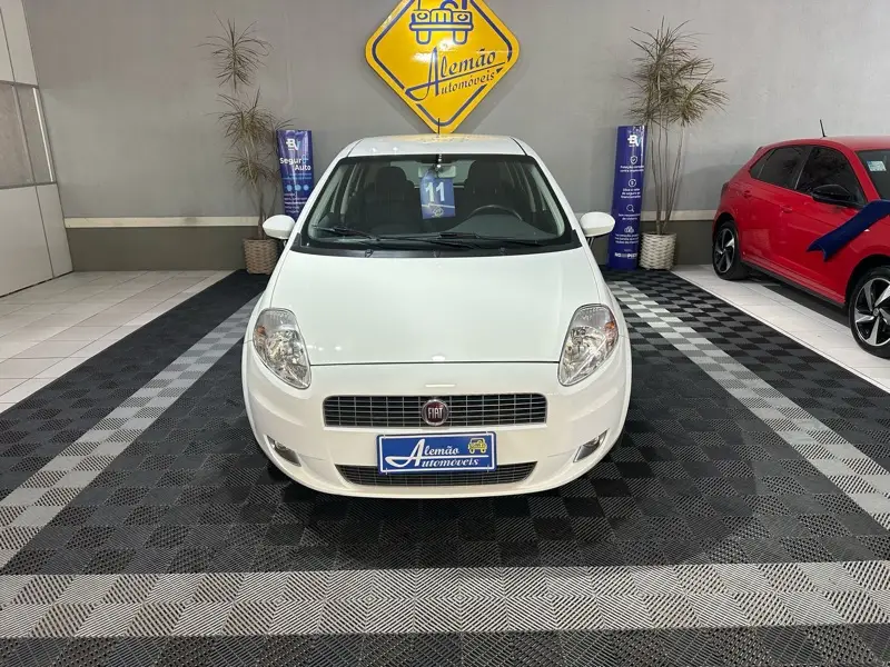 Fiat Punto Essence 1.6 16V Dualogic (Flex)