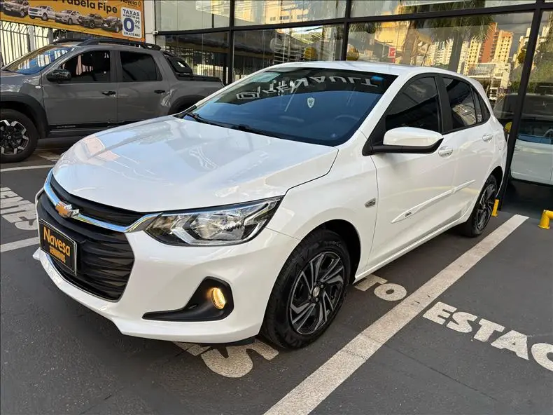 Chevrolet Onix Plus LT 1.0