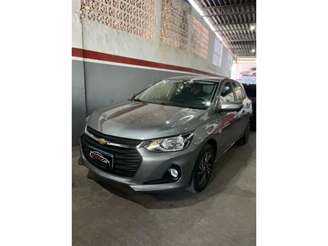 Carro Chevrolet Onix Plus 2024 LT 1.0