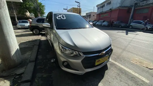 Carro Chevrolet Onix Plus 2020 1.0 LT Turbo (Flex)