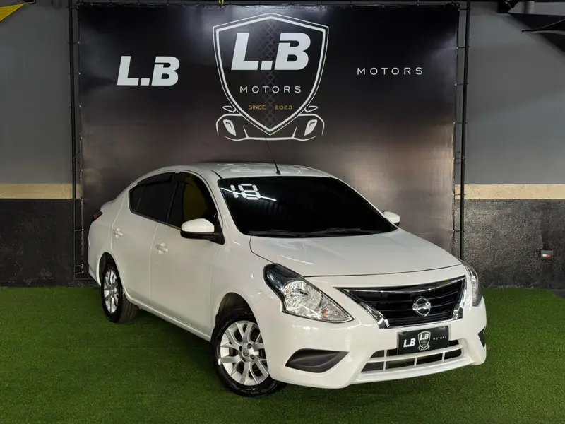 Nissan Versa 1.6 16V SV FlexStart CVT (Flex)