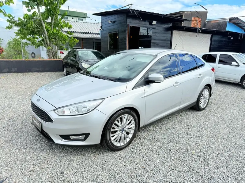 Ford Focus Hatch SE Plus 2.0 PowerShift
